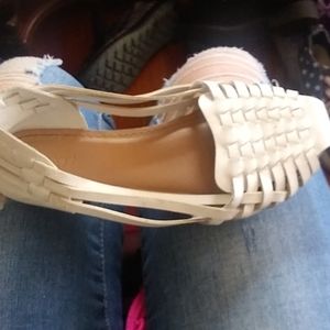 New white sandles